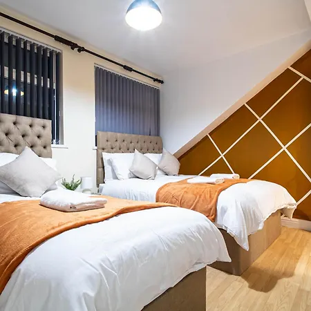 2-Bed Home Near Leeds Headingley Free Parking شقة ليدز