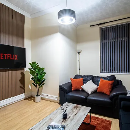 2-Bed Home Near Leeds Headingley Free Parking ليدز
