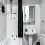 דירה 3-bed Near Centre - Headingly Free Parking *