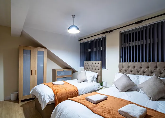 3-bed Near Centre - Headingly Free Parking * Leeds (West Yorkshire)